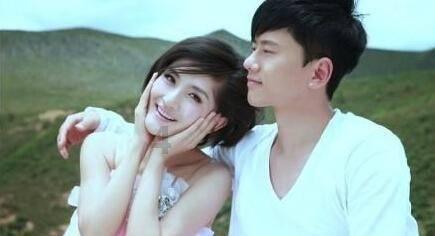 逃离快乐小镇